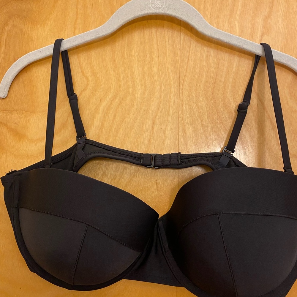 Old Navy Black Swim Bikini Top Bathing Suit with Adjustable Straps